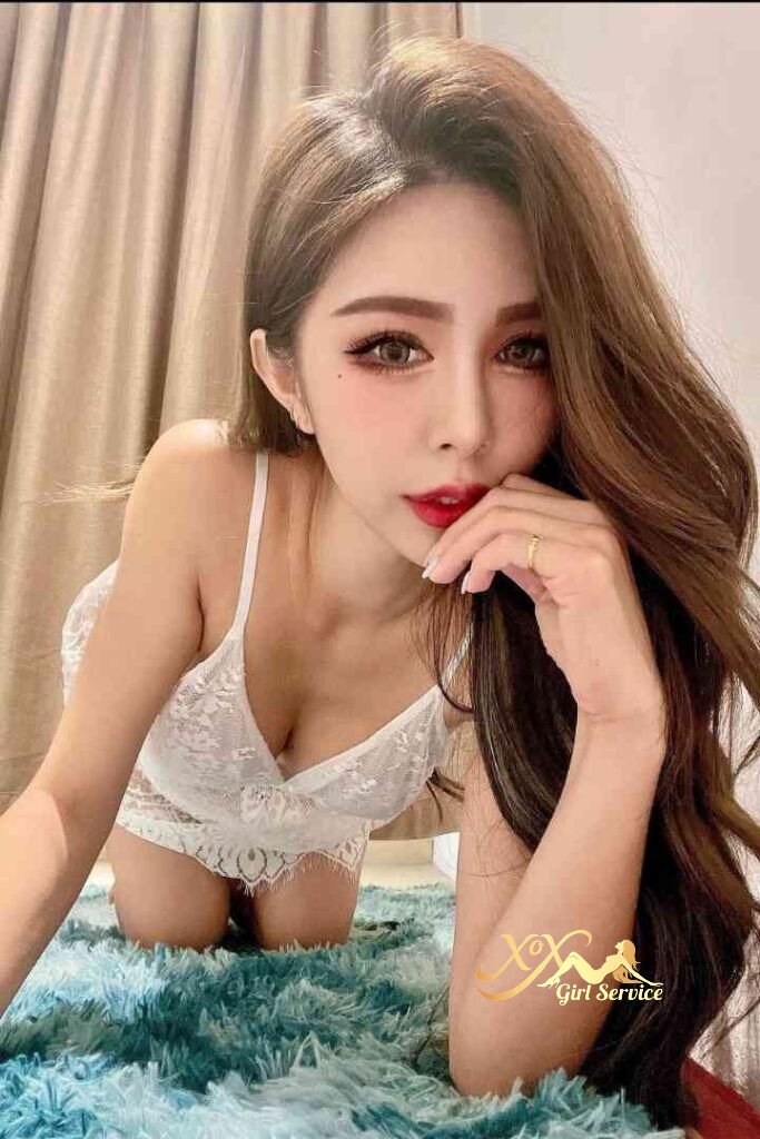 Beautiful Vietnamese woman in lingerie. Incall & Outcall available.